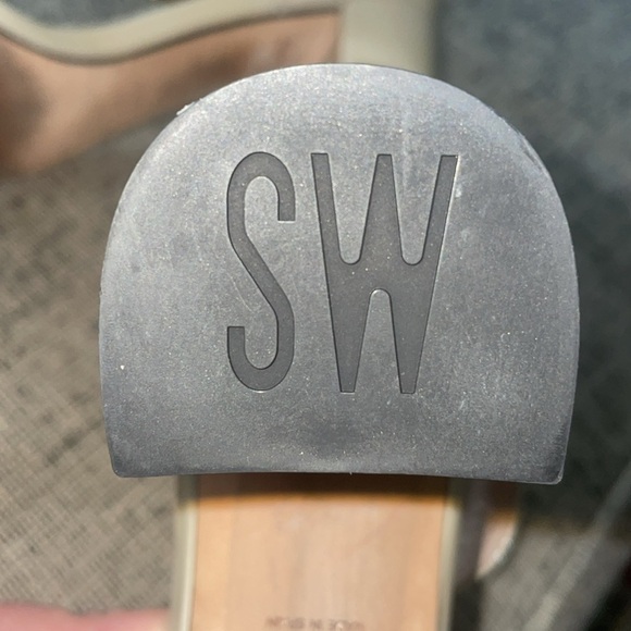 Stuart Weitzman Patent Leather Sandal Size 8.5 M - Picture 12 of 16